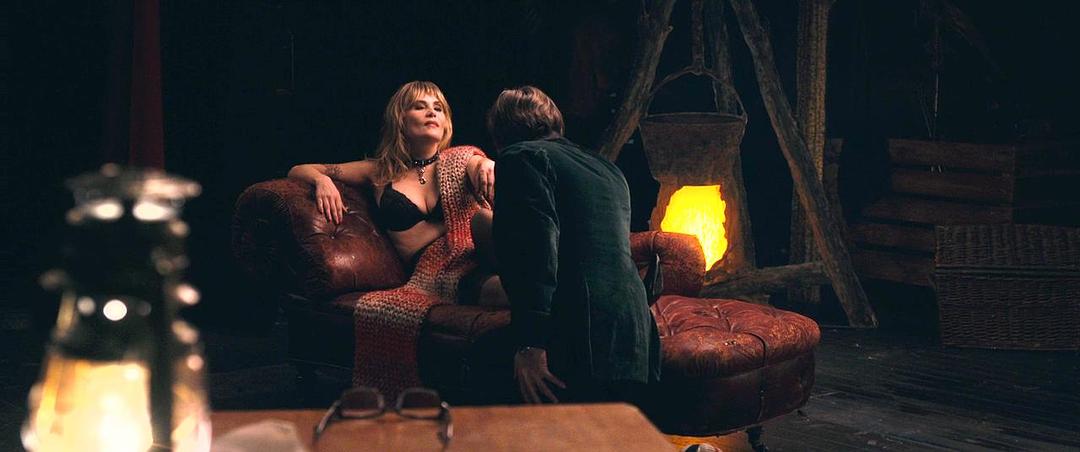 《穿裘皮的维纳斯》剧照第53张图片