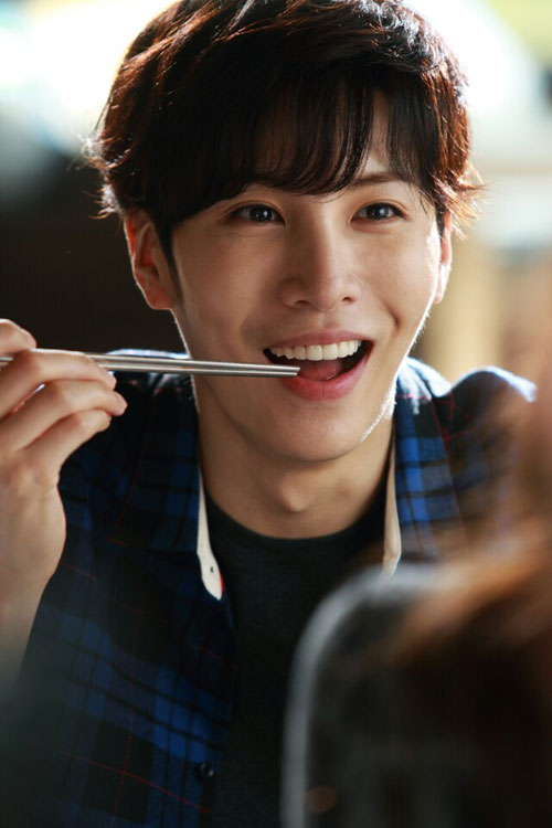 《最佳婚姻》剧照第11张图片