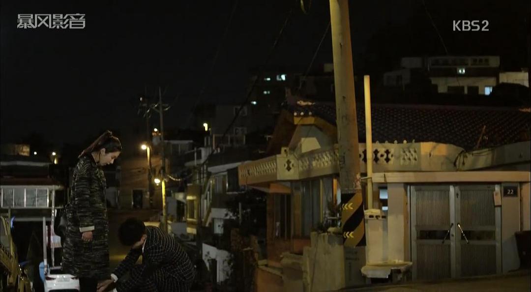 你伤到哪里了，让我看...