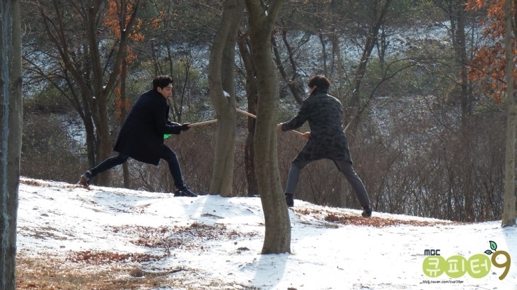 《Mr.Back》海报第58张图片