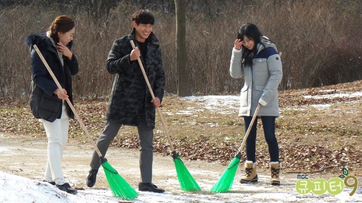 《Mr.Back》海报第54张图片