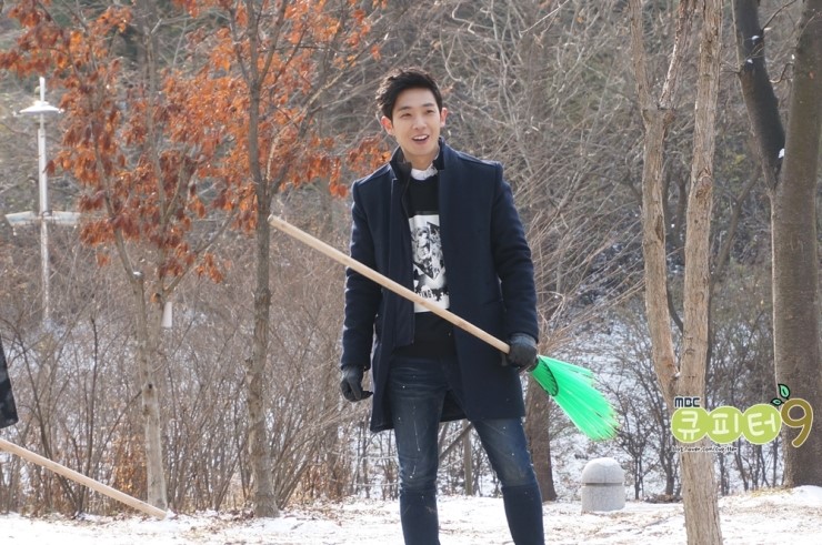 《Mr.Back》海报第52张图片