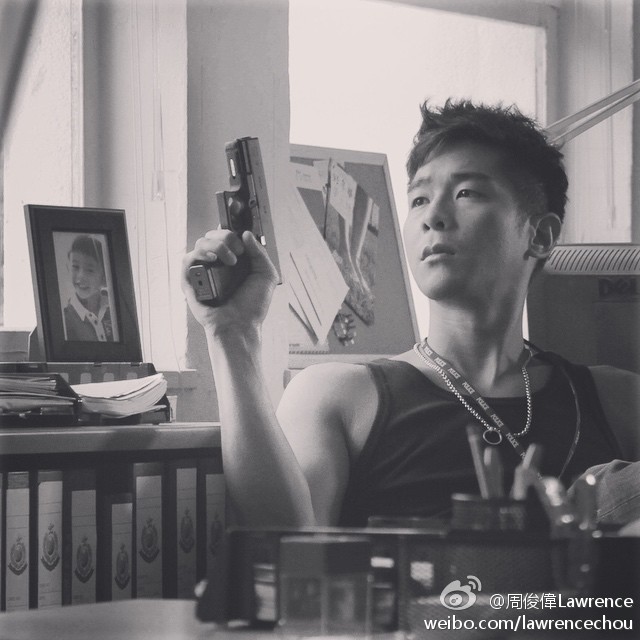 《警界线》剧照第10张图片