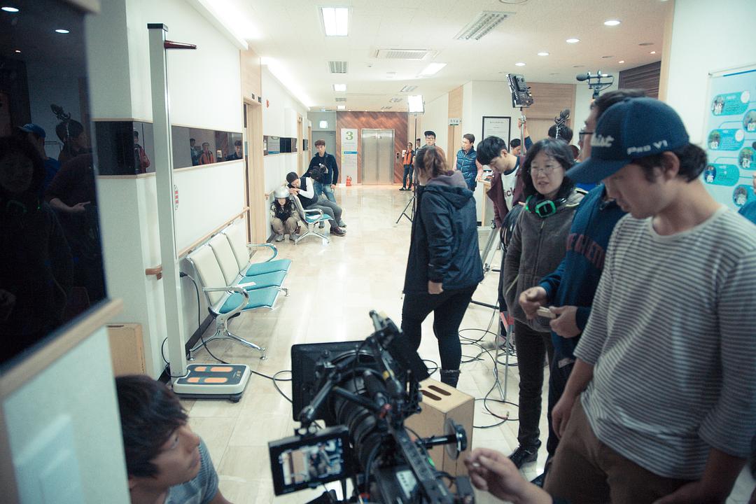 《心连心》剧照第48张图片