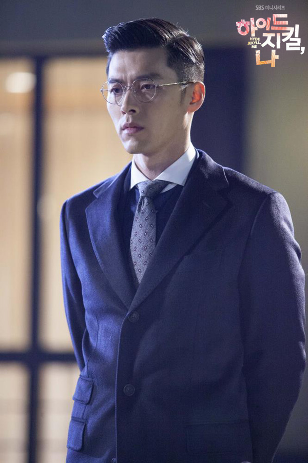 《海德、哲基尔与我》剧照第44张图片