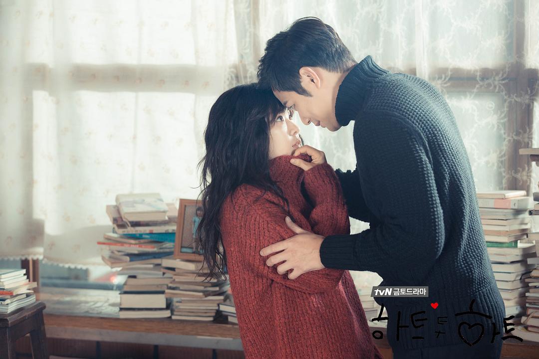 《心连心》剧照第60张图片