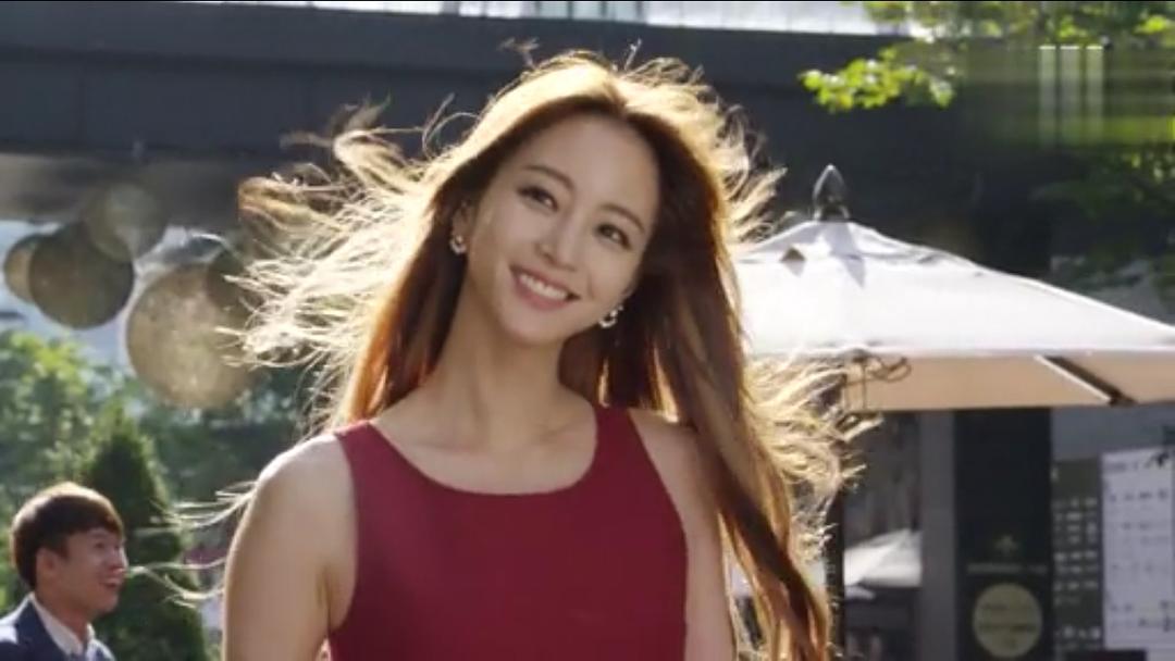 《美女的诞生》剧照