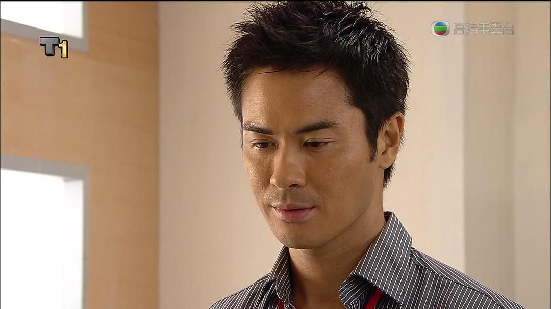 《与敌同行》剧照第18张图片