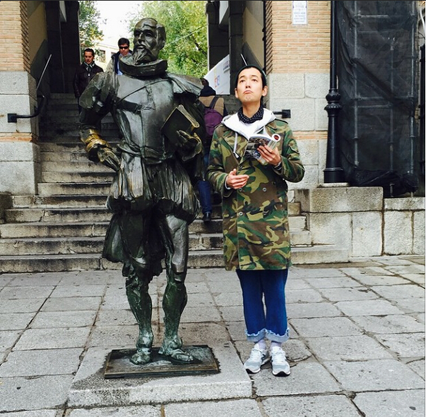 《陷入纯情》剧照第25张图片