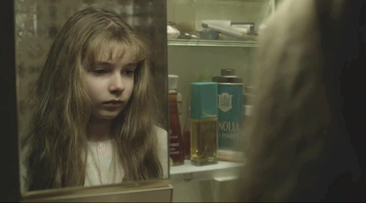 《凶宅异闻录》剧照第21张图片