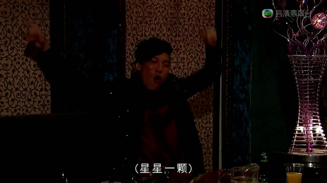 这货的演技可以再浮夸...