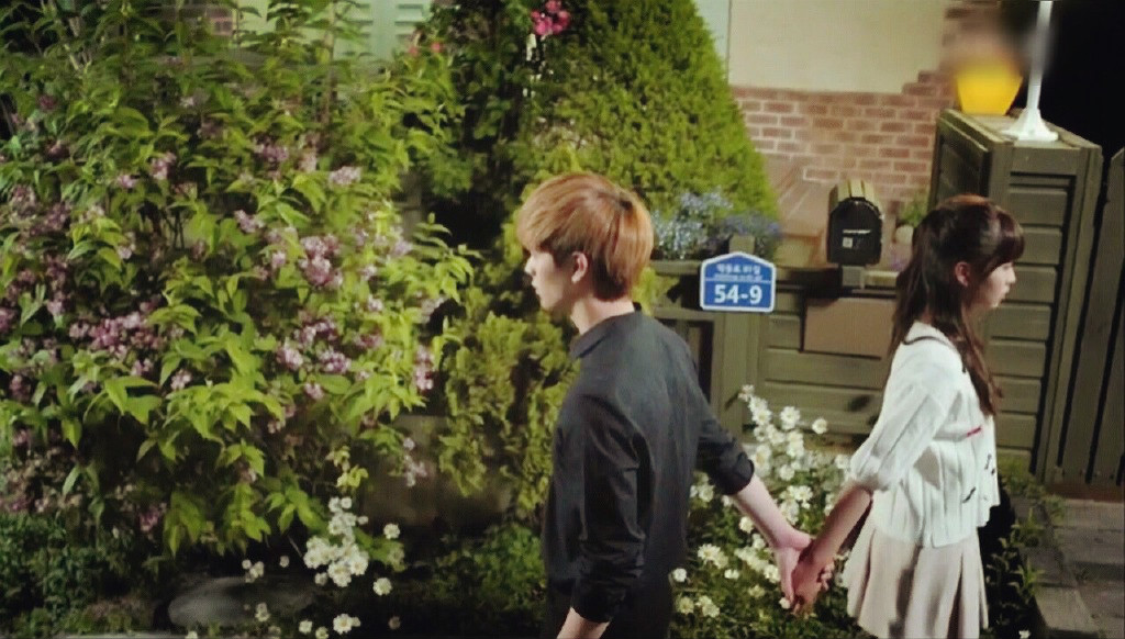 《你是谁-学校2015》剧照