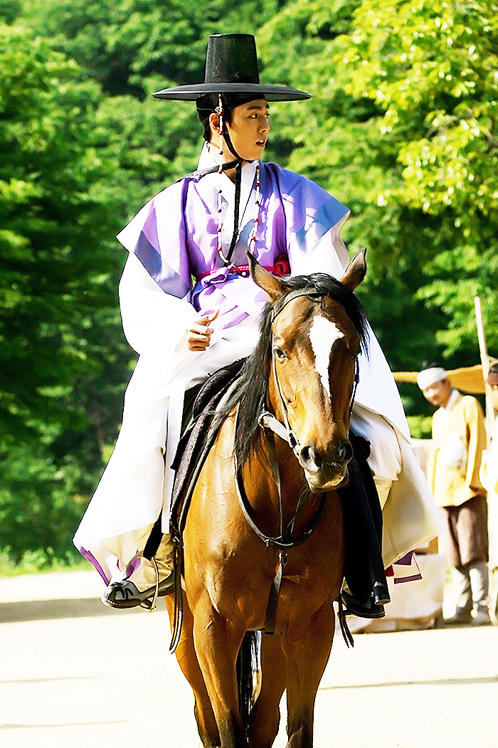 《夜行书生》剧照第33张图片