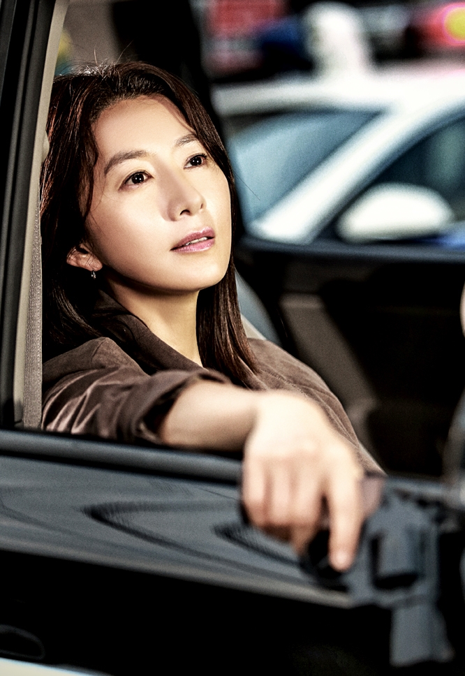 《警察夫人》剧照第22张图片