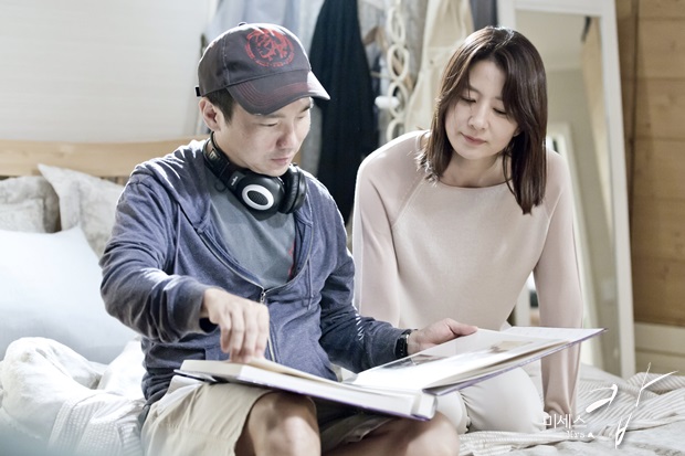 《警察夫人》剧照第40张图片