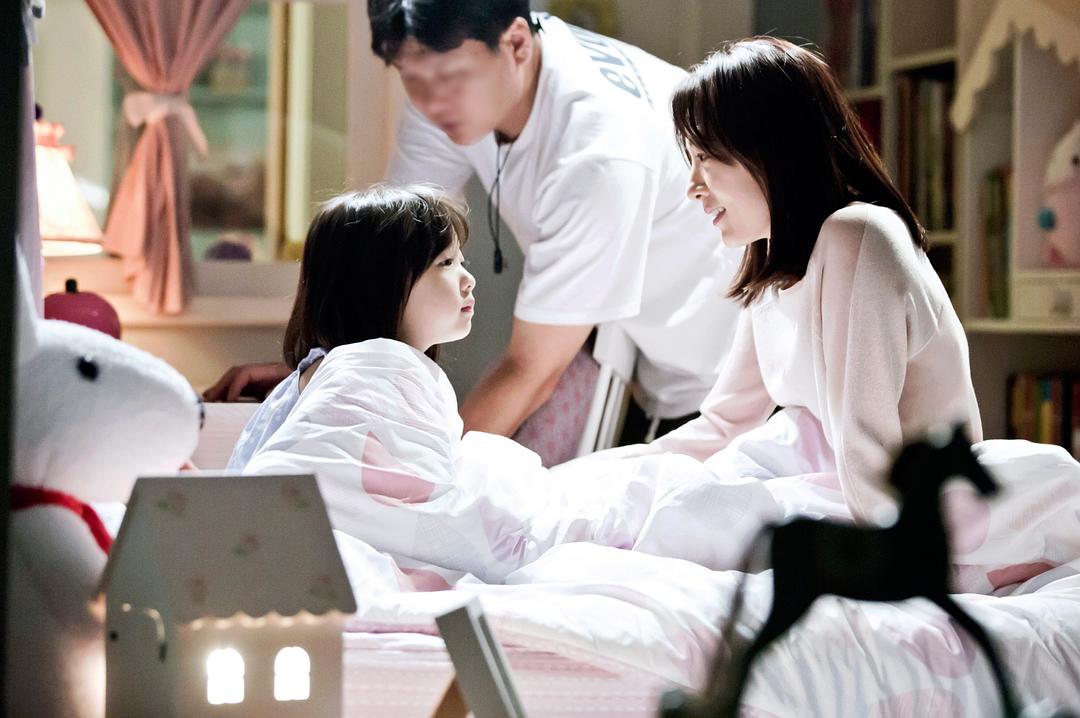 《警察夫人》剧照第33张图片