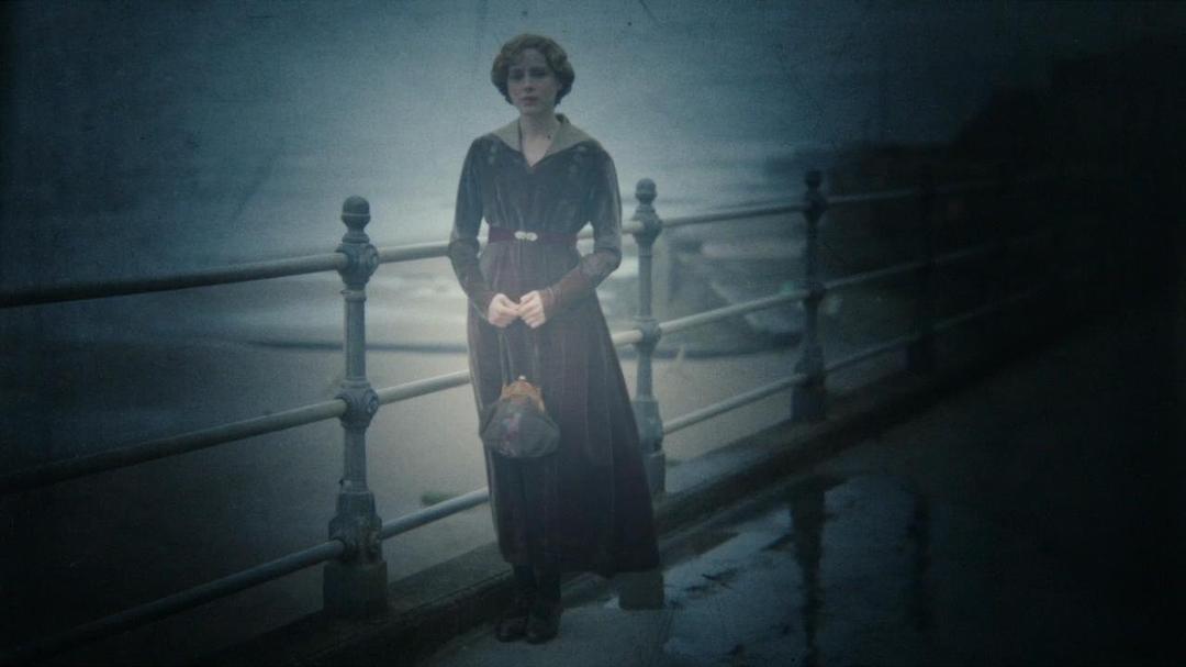 《罪恶之家》剧照第18张图片