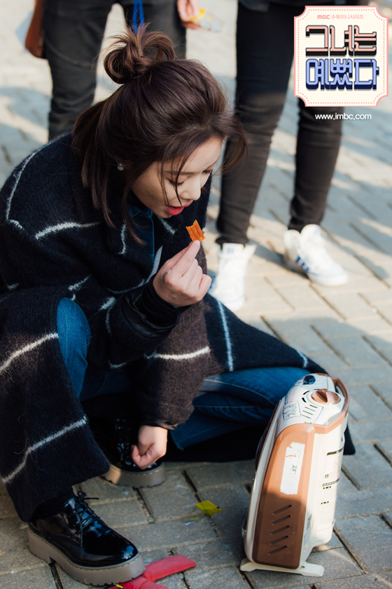 《她很漂亮》剧照第45张图片