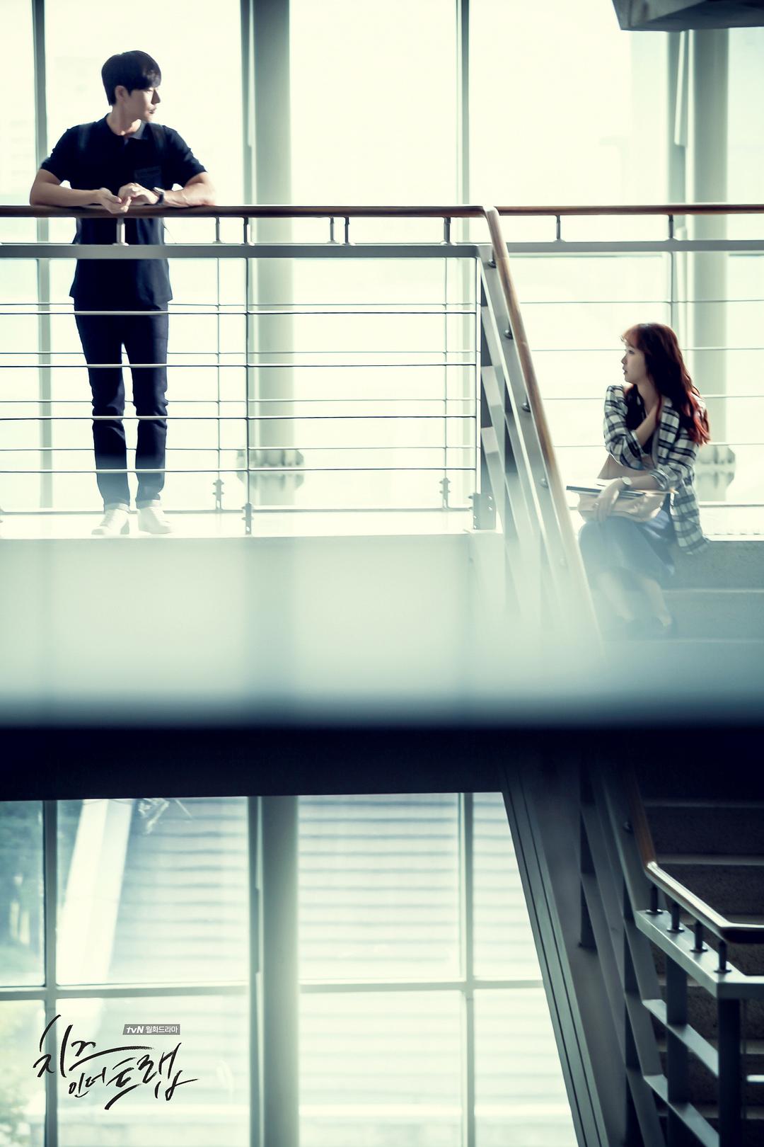 《奶酪陷阱》剧照第48张图片