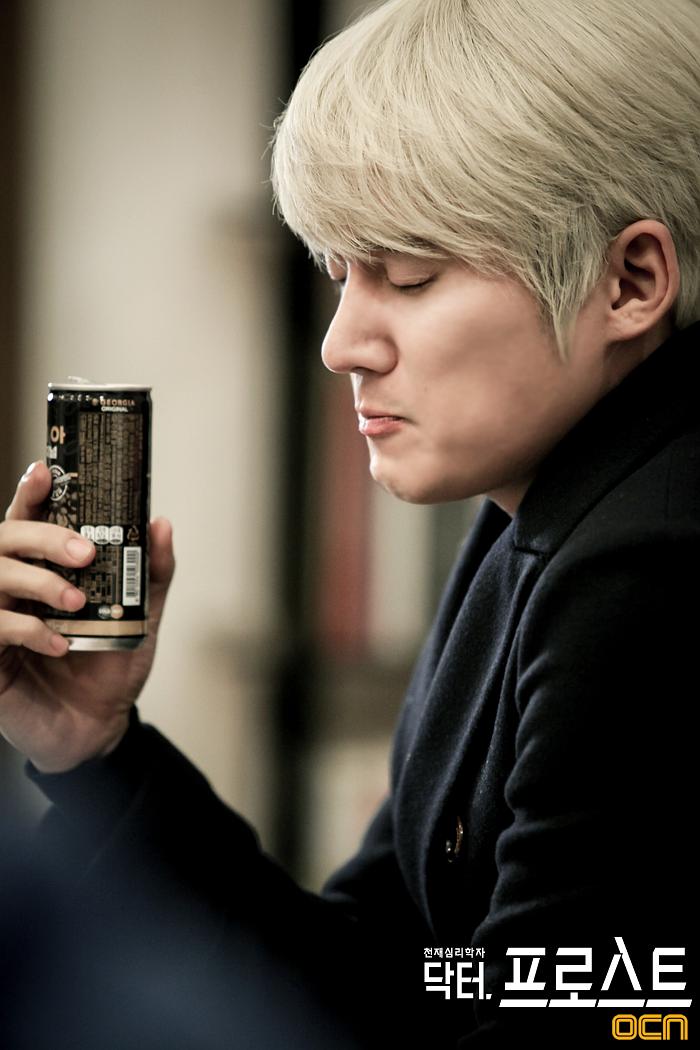 《弗罗斯特医生》海报第22张图片