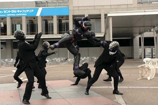 《假面骑士W(Double)FOREVERAtoZ\/命运的盖亚记忆存储条》海报第4张图片