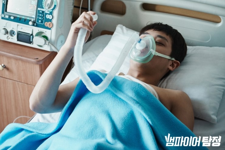 《吸血鬼侦探》剧照第55张图片