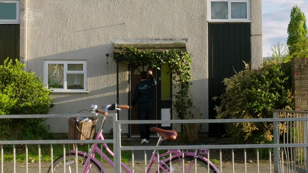 《致幻旅行》海报第53张图片