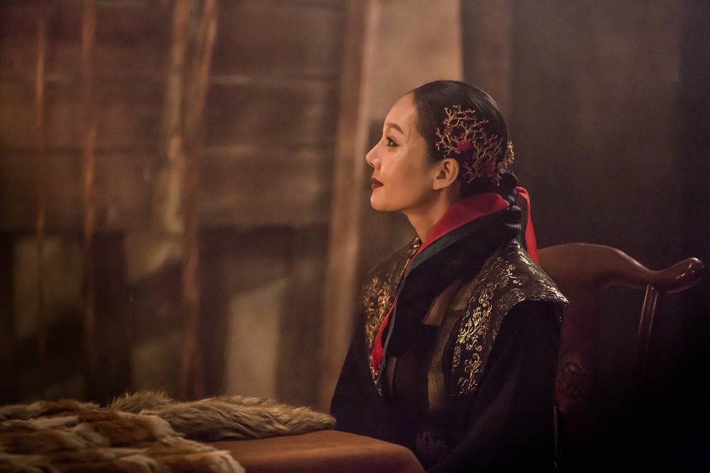 《魔女宝鉴》剧照第55张图片