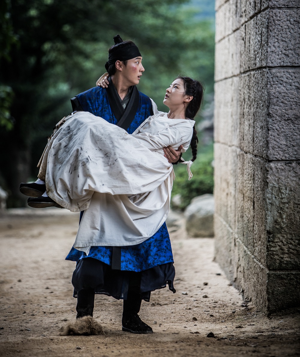 《魔女宝鉴》剧照第28张图片