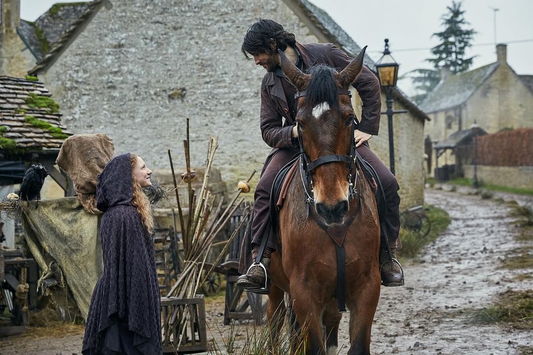 《生者与死者》剧照