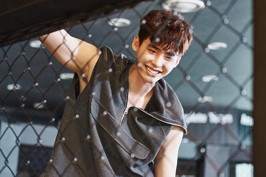 《W-两个世界》剧照第37张图片