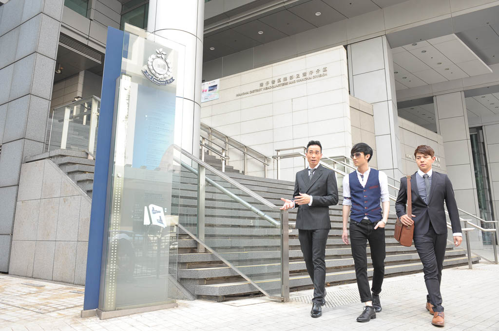 《完美叛侣》剧照第17张图片