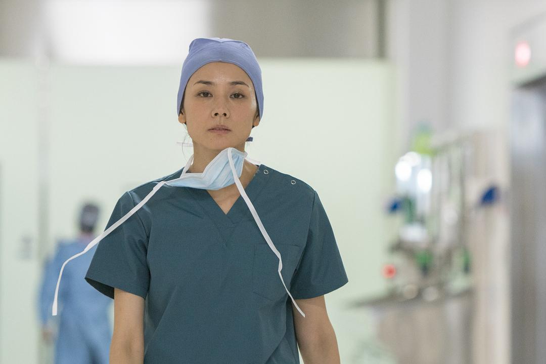 《医疗小组：达芬奇女士的诊断》海报第13张图片