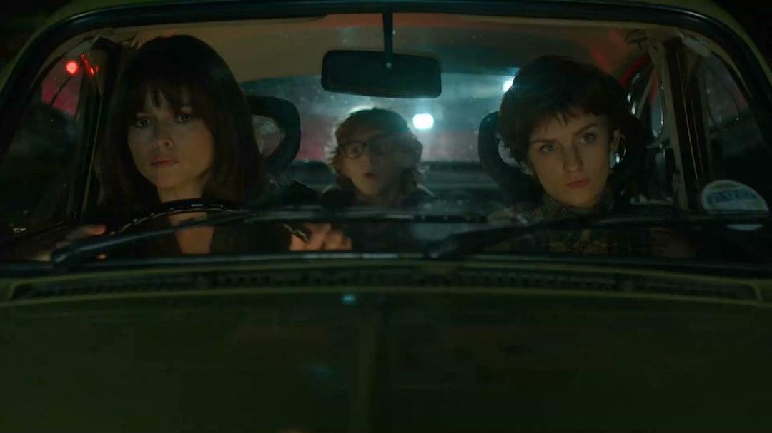 《爱你，妮娜》剧照第17张图片