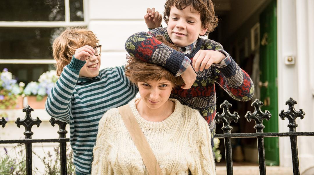 《爱你,妮娜》剧照