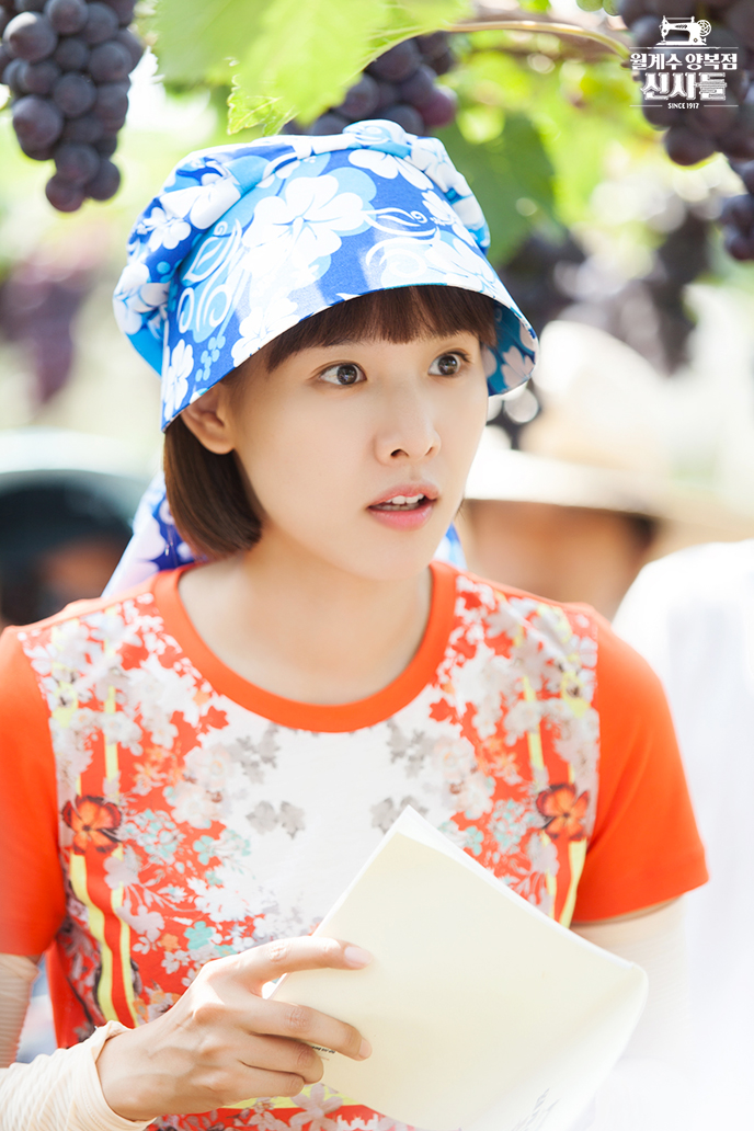 《月桂树西装店的绅士们》剧照第28张图片