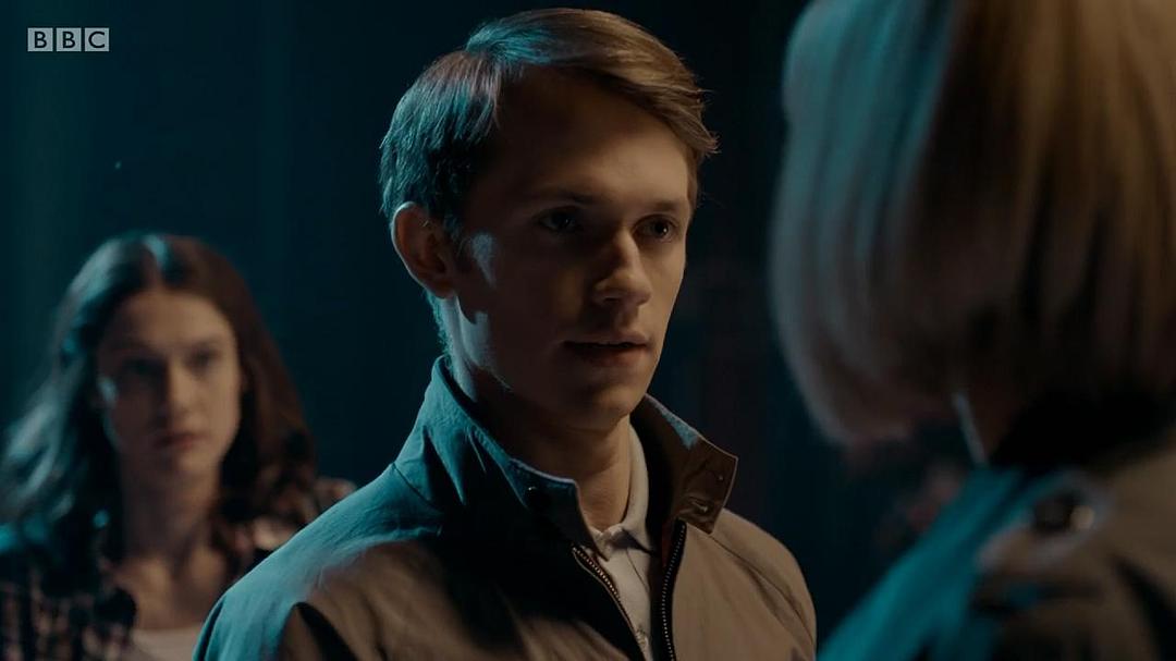 《神秘校园》海报第48张图片