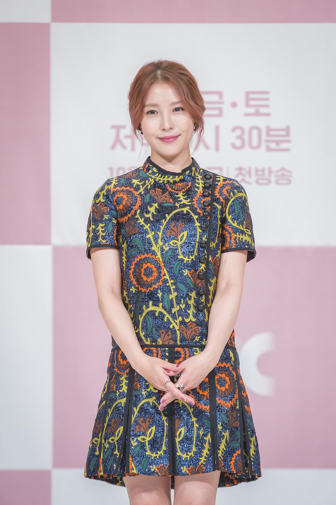 《这周，妻子要劈腿了》剧照第36张图片