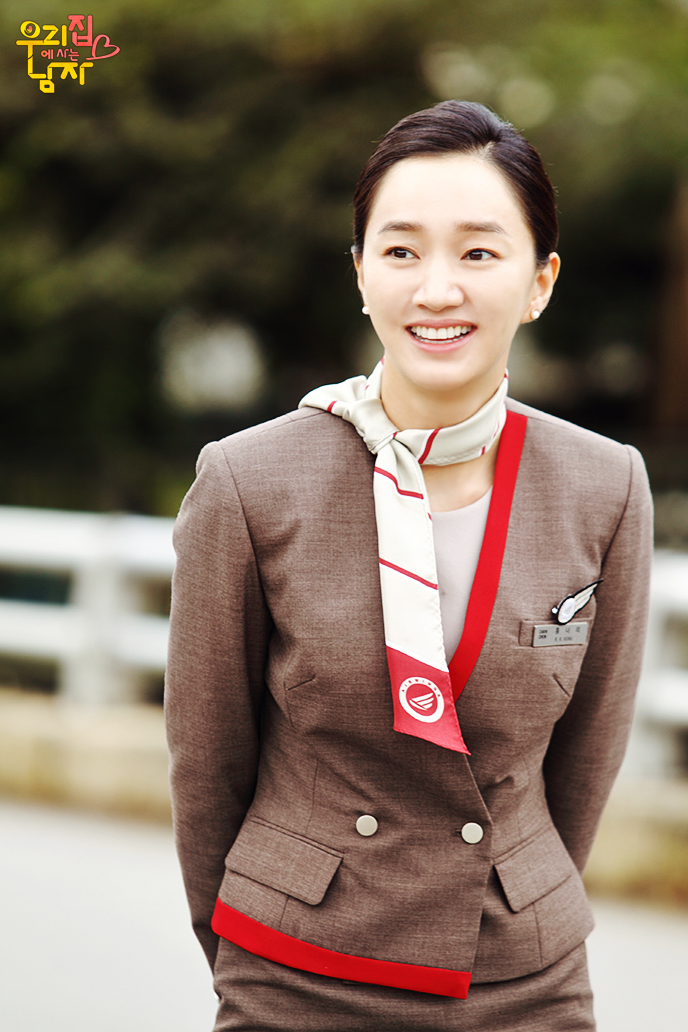 《住在我家的男人》海报第51张图片