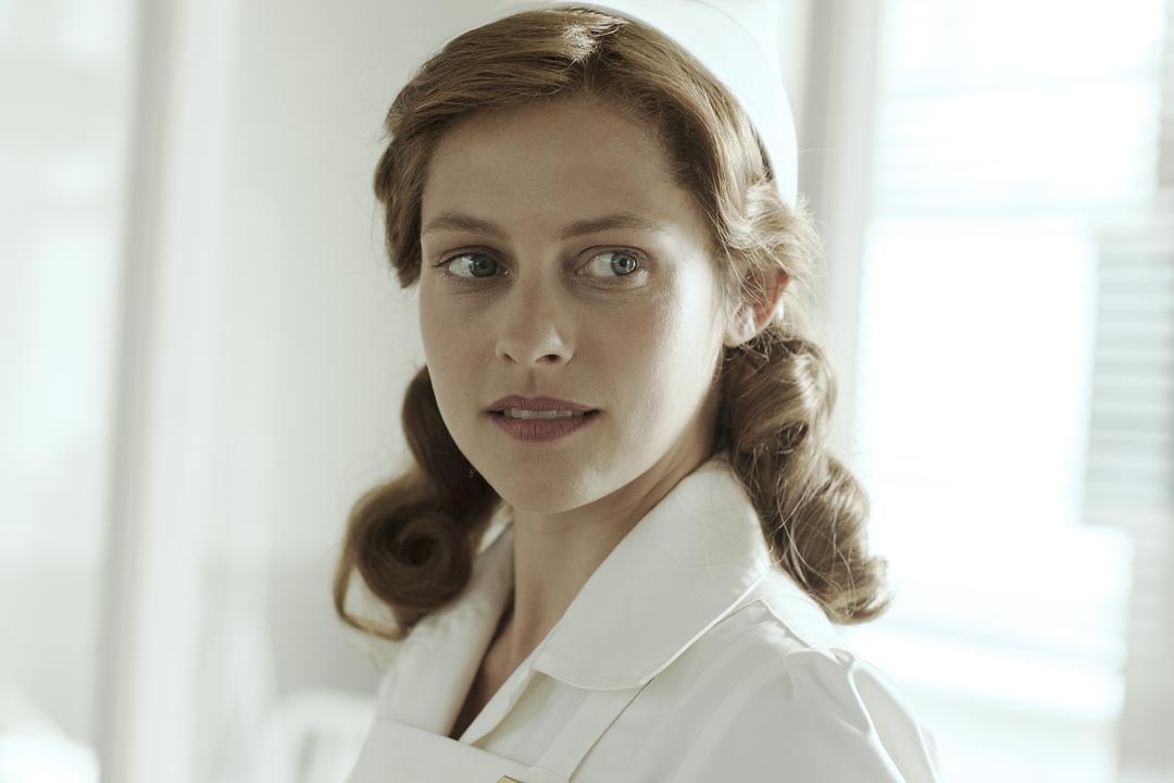 《血战钢锯岭》海报