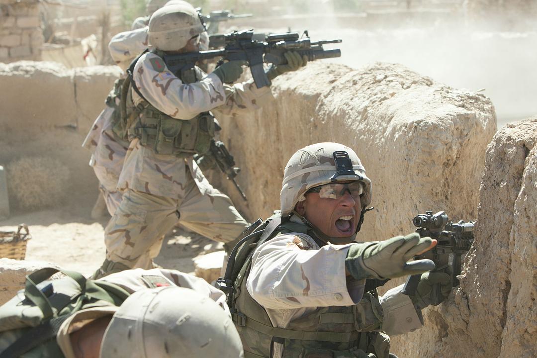 《比利·林恩的中场战事》海报第39张图片