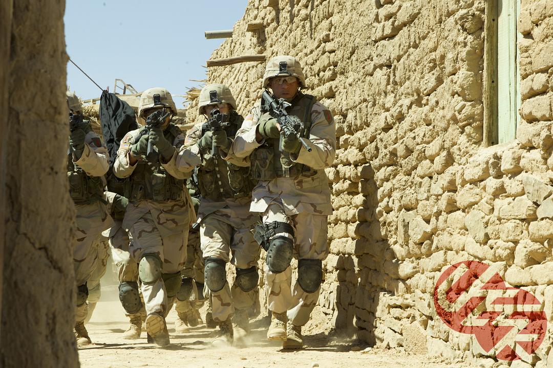 《比利·林恩的中场战事》海报第38张图片