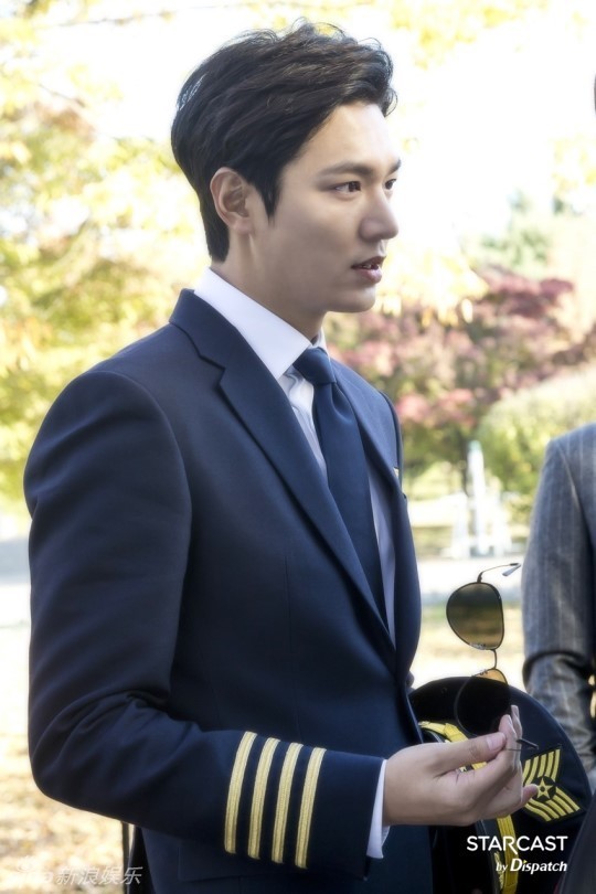 《蓝色大海的传说》剧照第33张图片