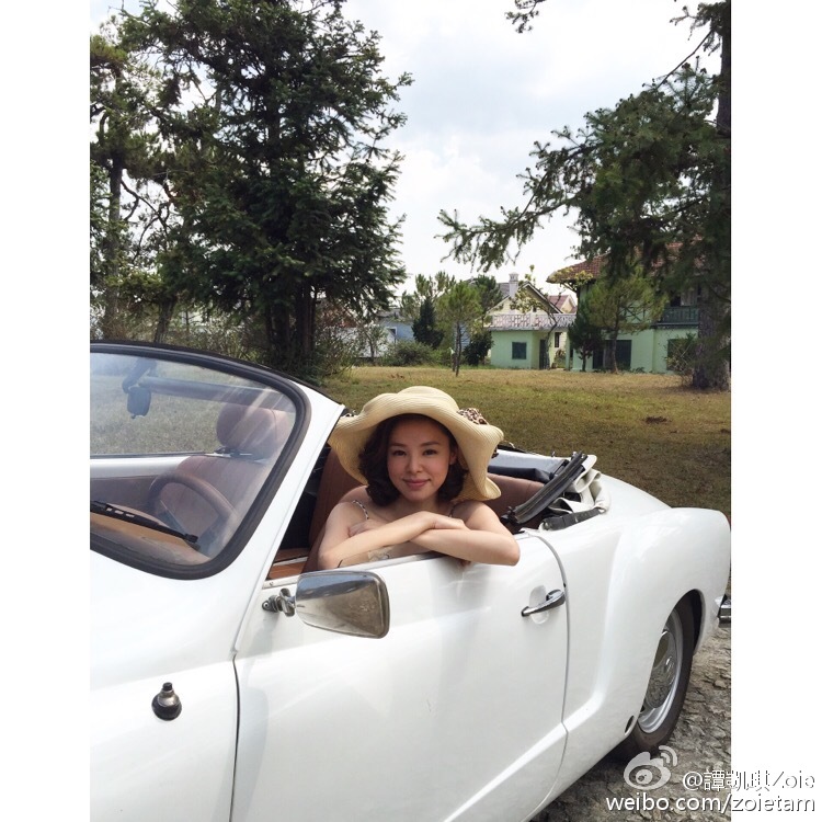 《致命复活》海报