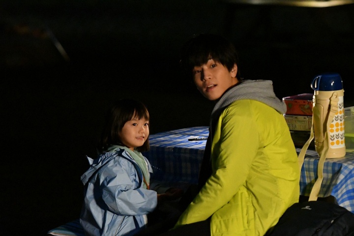 《砂之塔：知道太多事情的邻居》剧照