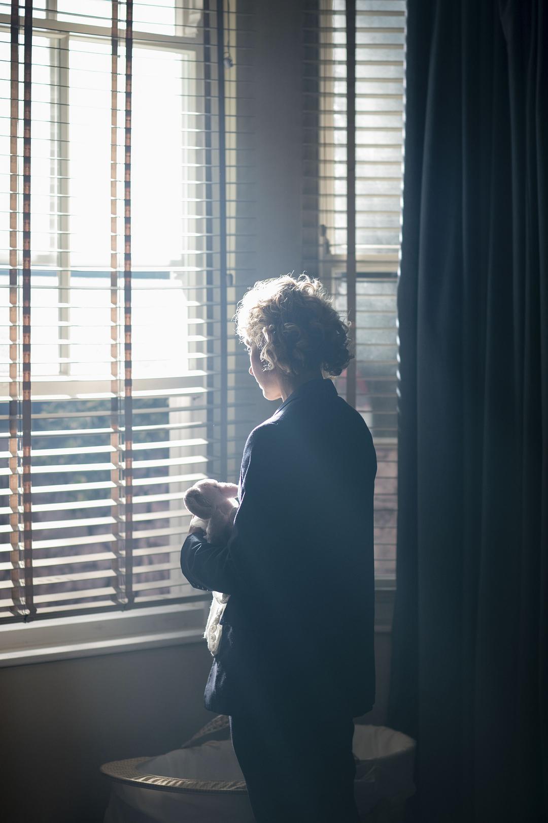 《神探夏洛克第四季》海报第38张图片