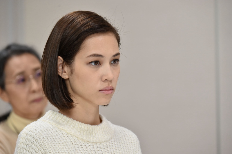 《谎言的战争》剧照第3张图片 《谎言的战争》剧照第3张图片