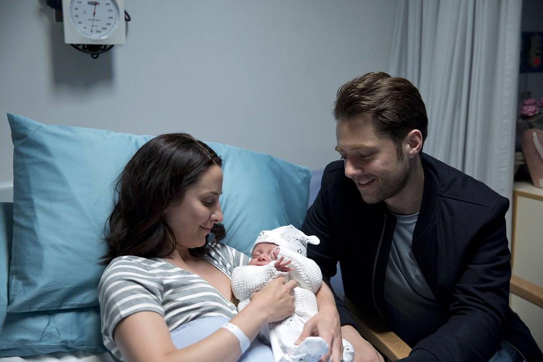 《代班》剧照第14张图片