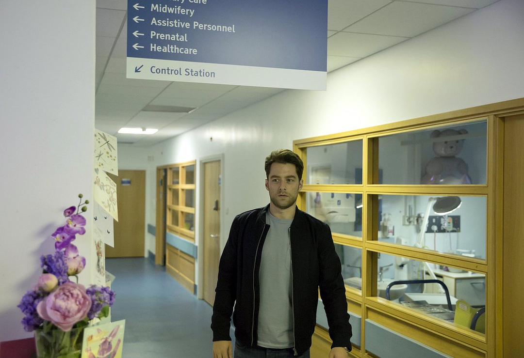 《代班》剧照第3张图片