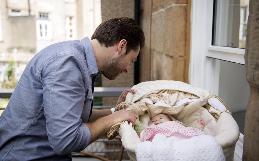 《代班》剧照第7张图片